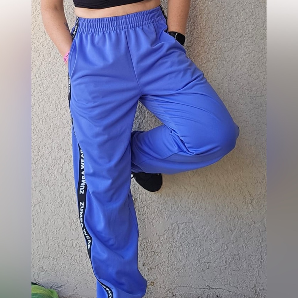 ZUMBA STRAIGHT LEG TRACK PANTS - RUNS BIG - NWT